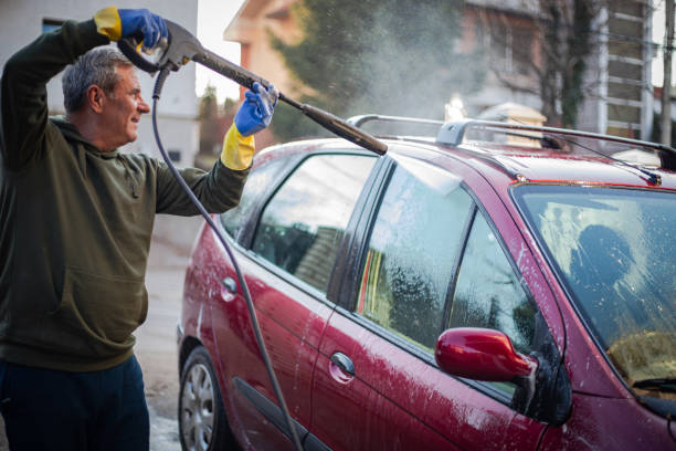Best Roof Power Washing Services  in Loyalhanna, PA